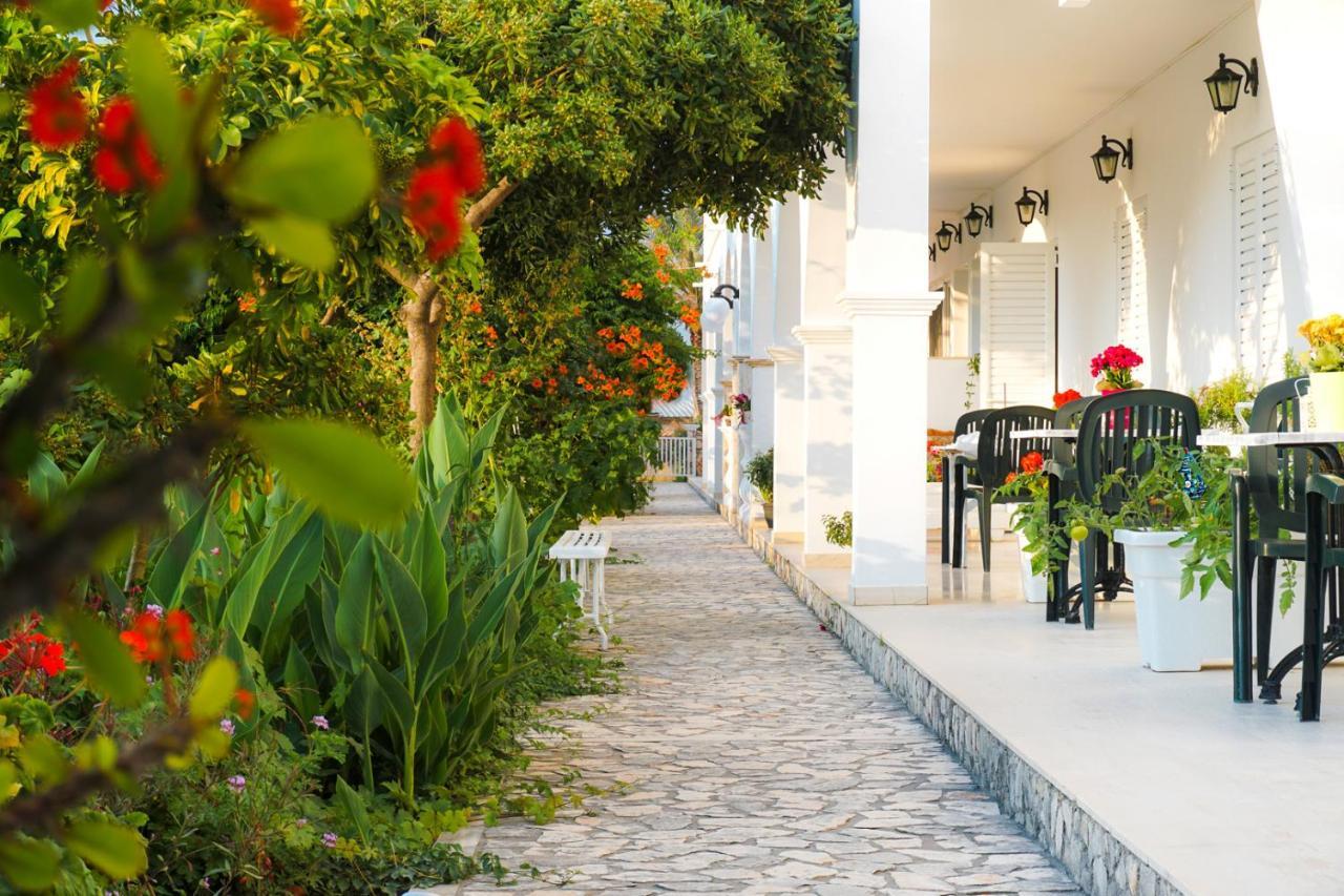 Cubaneros Holiday Inn Λαγανάς Εξωτερικό φωτογραφία