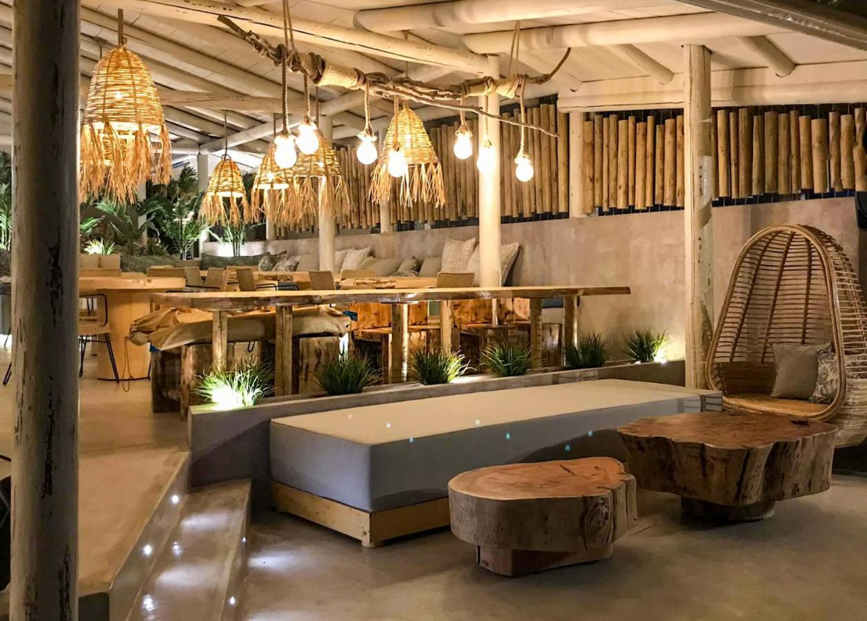 Cubaneros Holiday Inn Λαγανάς Εξωτερικό φωτογραφία