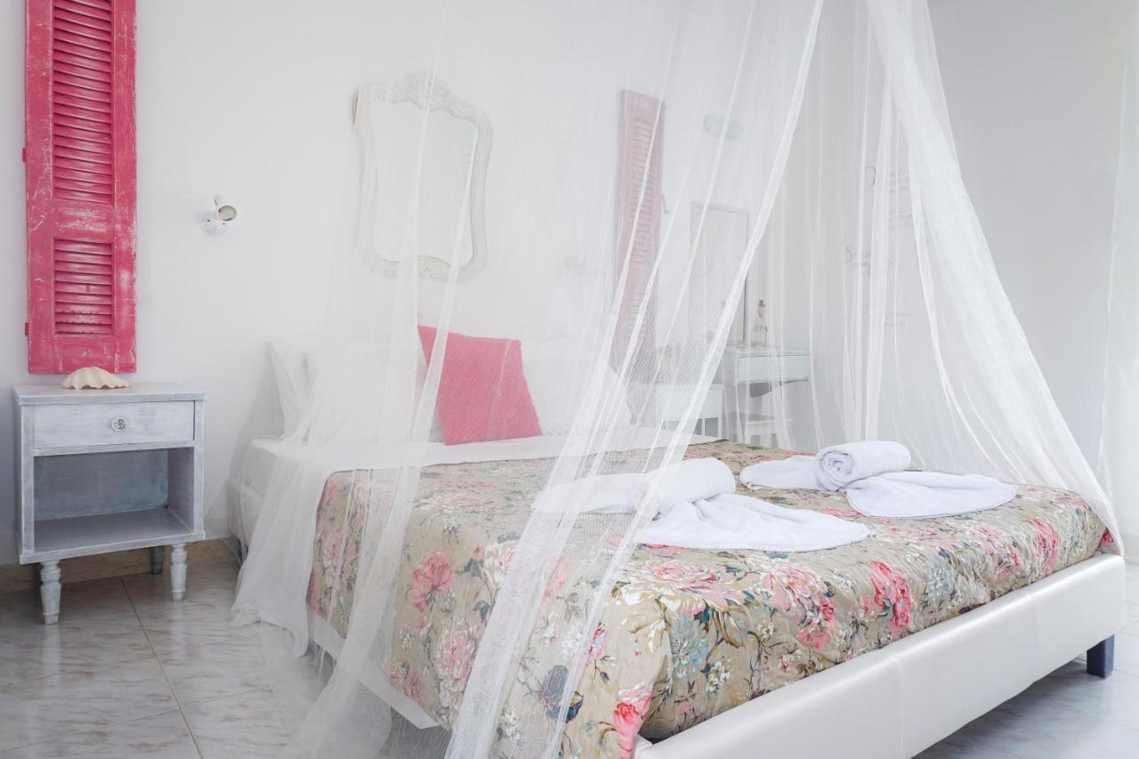 Cubaneros Holiday Inn Λαγανάς Εξωτερικό φωτογραφία