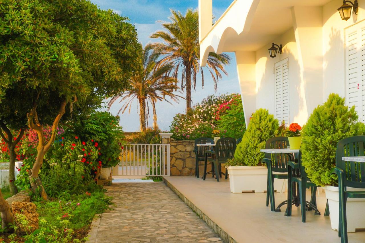 Cubaneros Holiday Inn Λαγανάς Εξωτερικό φωτογραφία