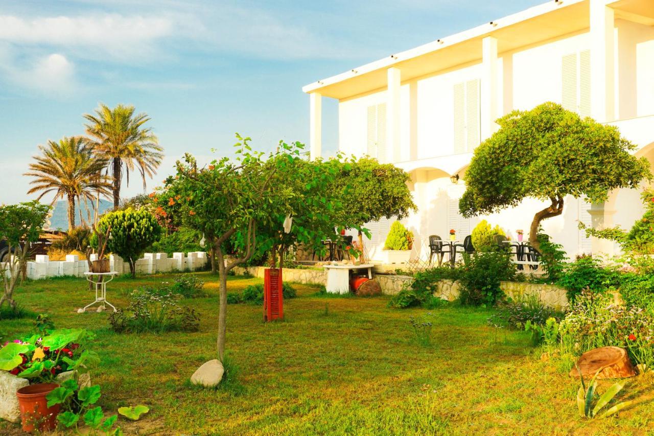 Cubaneros Holiday Inn Λαγανάς Εξωτερικό φωτογραφία